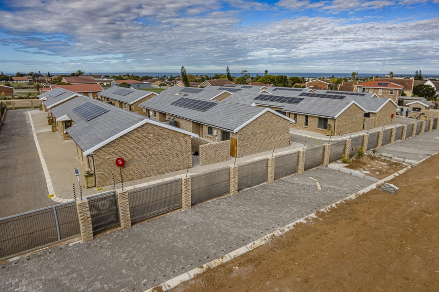 1 Bedroom Property for Sale in C Place Eastern Cape